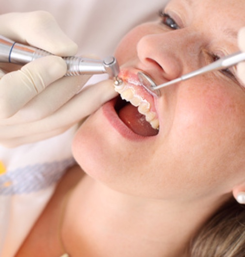 Mundhygiene und Prophylaxe bei der Zahnmedizin 1040 Wien Dr. Jungkamp-Glaeser 